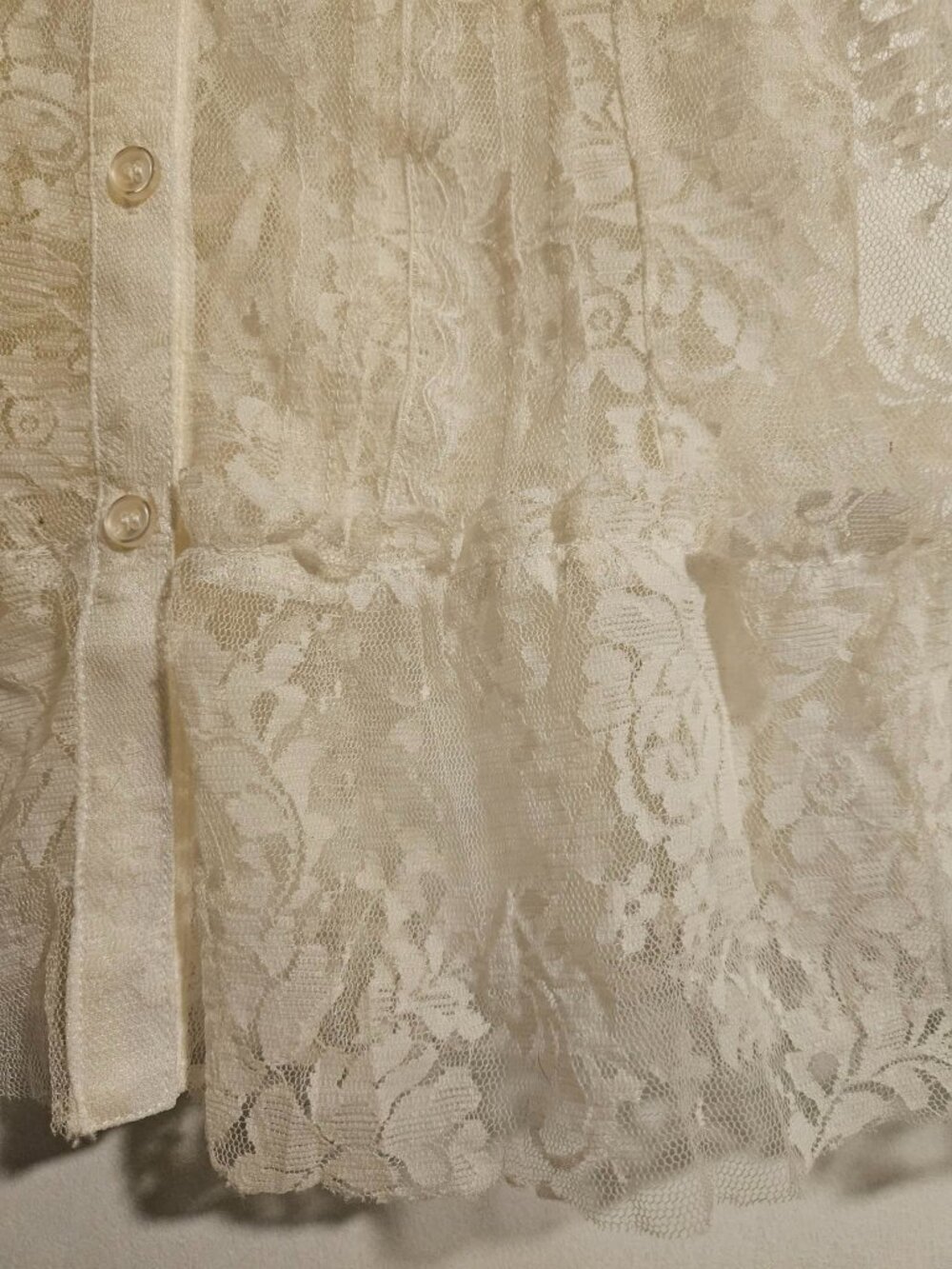 American Rag Lace Boho Top Cream Button Front Tie Neck Size M - Picture 4 of 5